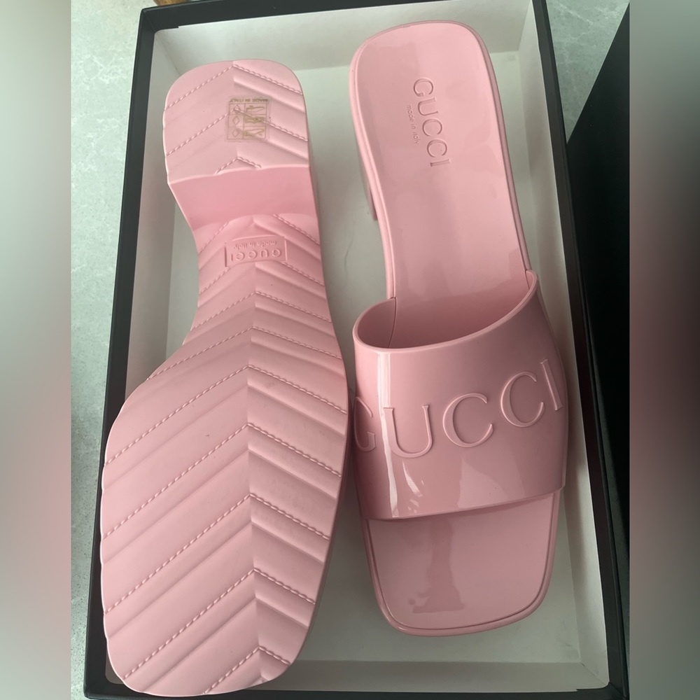 BRAND NEW Rubber Gucci Slides